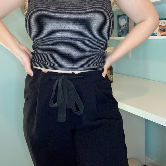 Aritzia Wilfred allent pant size 8 black - Picture 6 of 7